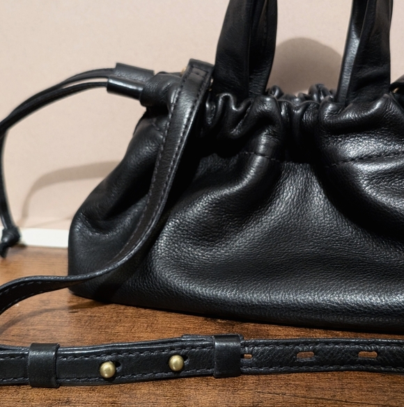 Madewell Mini Piazza Crossbody Bag in Black Leather - Picture 10 of 10